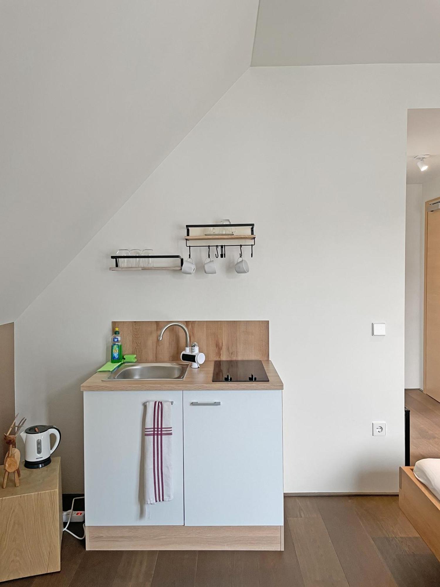 Modernes & Gepflegtes Hotelzimmer Mit Kueche! Bernstadt (Alb-Donau) Exterior foto